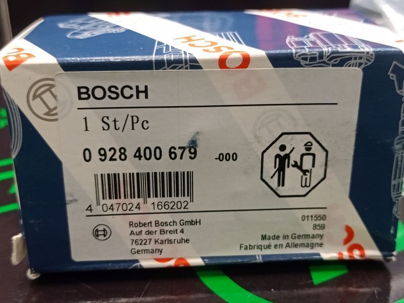 Блок дозування (датчик тиску палива) 0928400679 BOSCH (ПНВТ 0445010147, 445010170) Vivaro, Trafic 928400679 фото