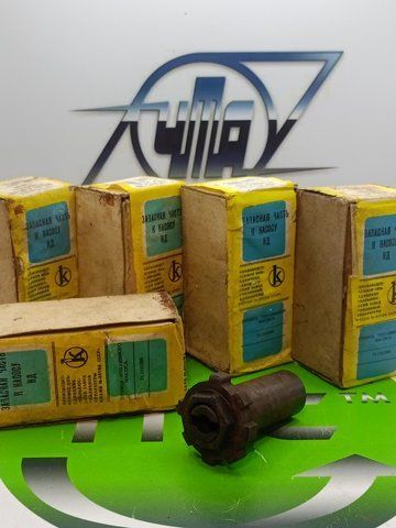 Втулка шлицевая 21.1111390 Т-25, Т-40, Т-150 ЛИТВА (Вильнюс) ОРИГИНАЛ! 21.1111390 фото