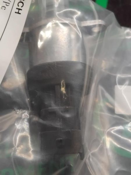 Блок дозировочный (датчик давления топлива) 0928400670 BOSCH (ан. 7421638691, 2.12085SP) Volvo, KHD 0928400670 Bosch фото