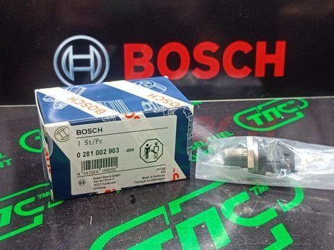 Датчик тиску палива 0281002903 (0281002706) СR Cummins Volvo IVECO Man Fiat Jack Renault 0281002903 Bosch фото